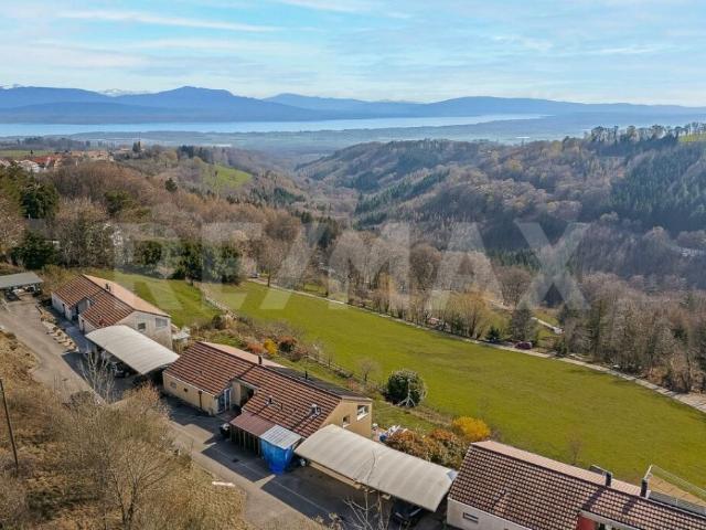 Villa familiale avec vue panoramique à rénover