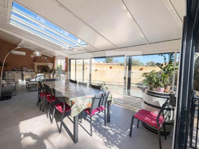 VILLA FAMILIALE AVEC PISCINE ST GERVASY