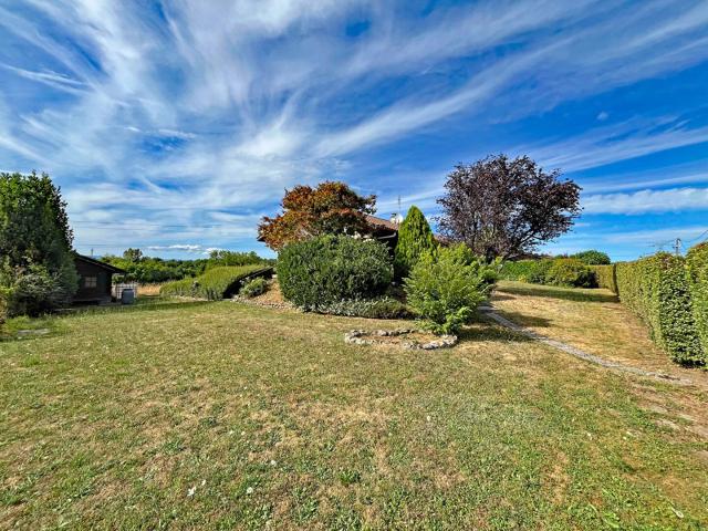Villa familiale de plain pied, 4 chambres + bureau Perrig. 120m² Perrignier