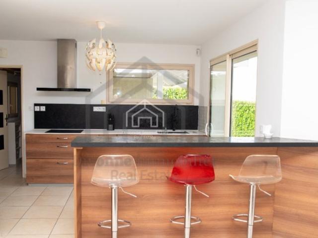 VILLA FAMILIALE LUMINEUSE