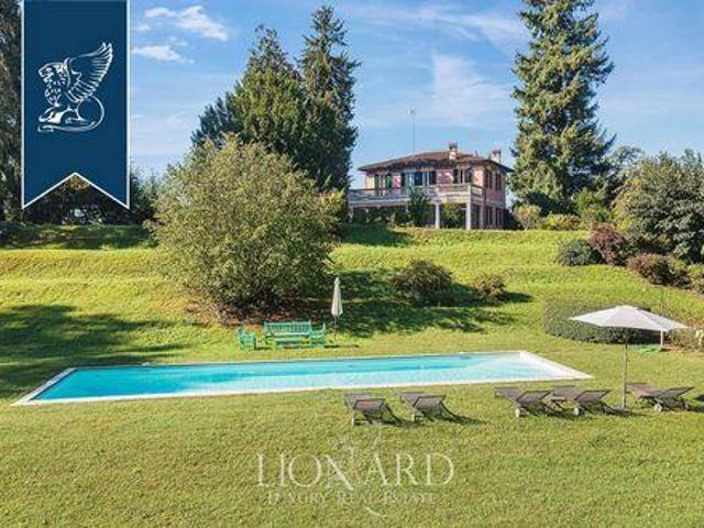 Villa Fino Mornasco Como DS96317371