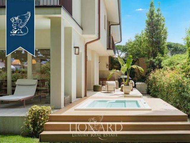 Villa Forte dei Marmi Lucca ES105491541