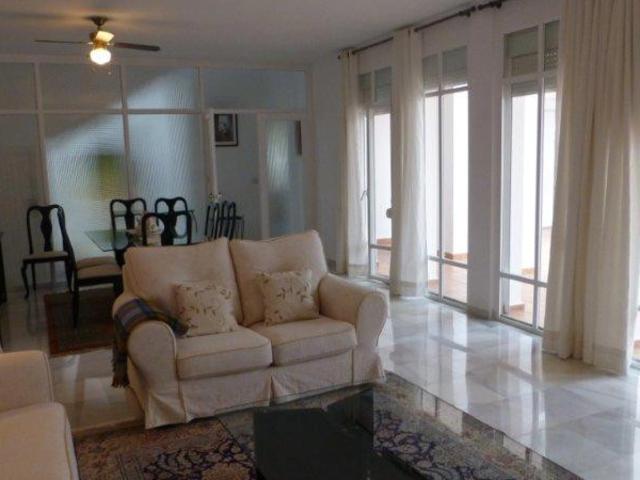 Villa for long term rent in Nueva Andalucia, Marbella
