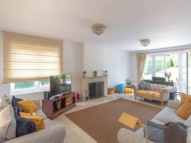 Villa for rent, Waterloo