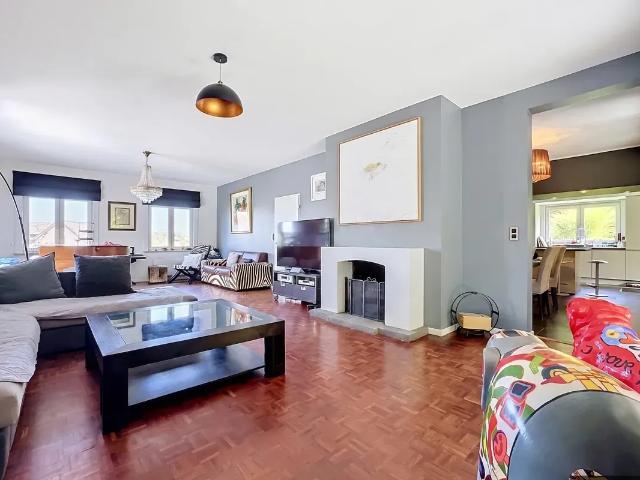 Villa for rent, Waterloo
