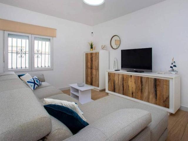Villa for rent in Torre de la Horadada, Pilar de la Horadada, Alicante