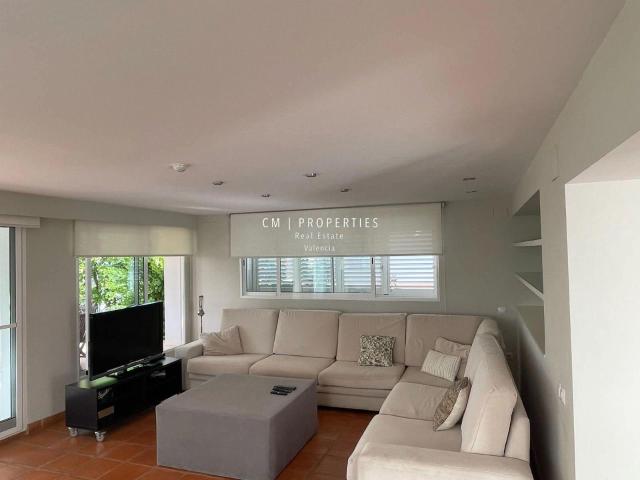 Villa for rent in Torrent, Valencia