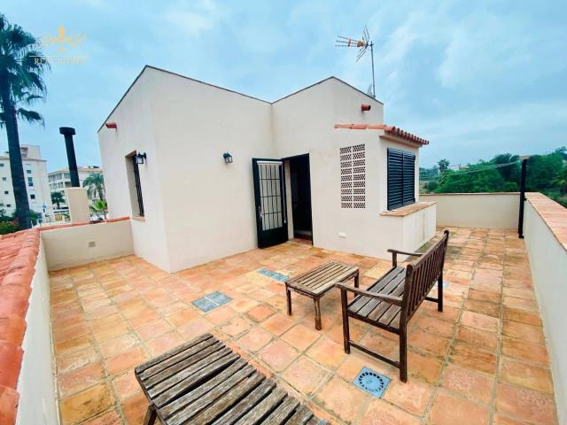 Villa for rent in Albir, Alfaz del Pi / L'Alfàs del Pi, Alicante