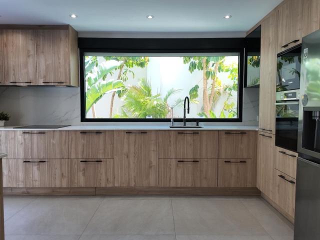 Villa for rent in Albir, Alfaz del Pi / L'Alfàs del Pi, Alicante