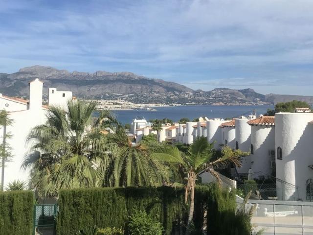 Villa for rent in Albir, Alfaz del Pi / L'Alfàs del Pi, Alicante