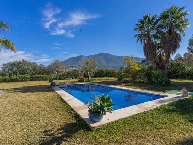 Villa for rent in Alhaurín el Grande, Málaga