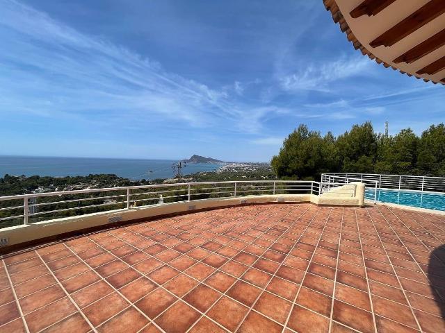 Villa for rent in Altea, Alicante