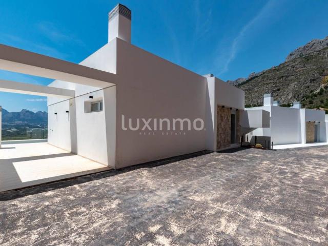 Villa for rent in Altea, Alicante