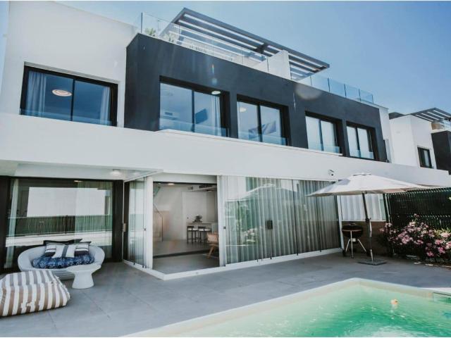 Villa for rent in Atalaya Isdabe, Estepona, Málaga