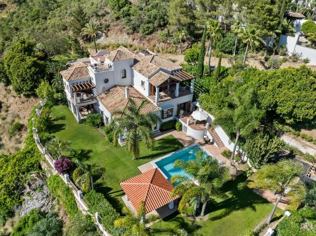 Villa For Rent in Benahavís, Benahavís
