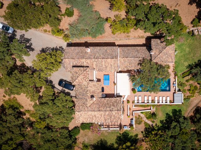 Villa For Rent in Benahavís, Benahavís