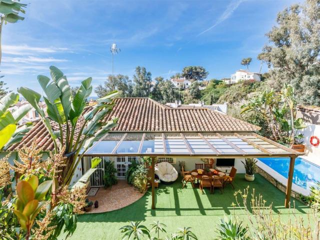Villa for rent in Benajarafe, Vélez Málaga, Málaga