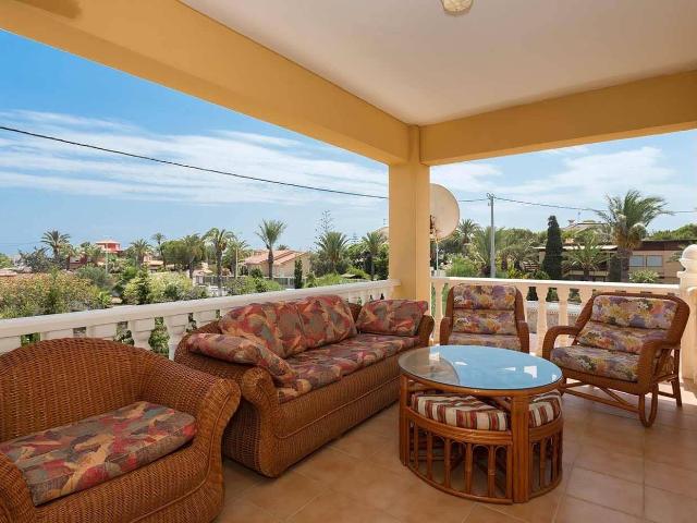 Villa for rent in Cabo Roig, Orihuela, Alicante