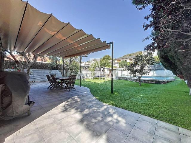 Villa for rent in Castelldefels, Barcelona