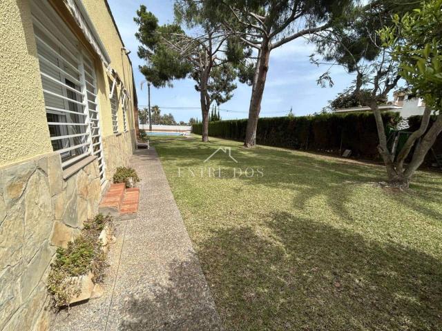 Villa for rent in Castelló de la Plana, Castellón