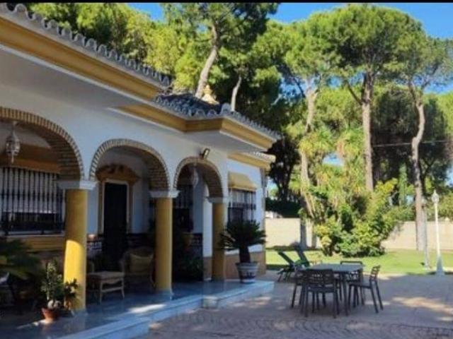 Villa for rent in Chiclana de la Frontera, Cádiz