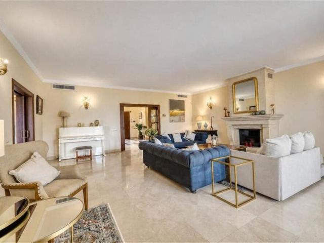 Villa for rent in Costabella, Marbella, Málaga