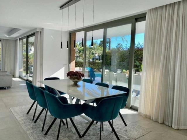 Villa for rent in El Paraiso, Estepona, Málaga