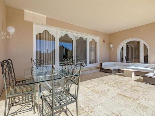 Villa for rent in El Paraiso, Estepona, Málaga