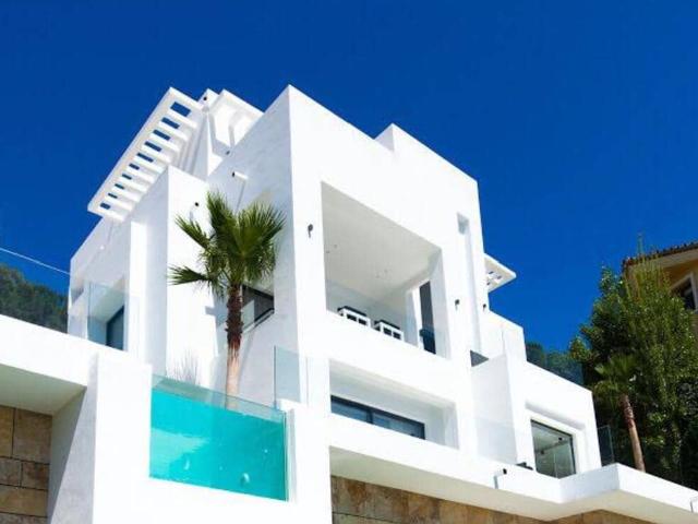 Villa for rent in El Rosario, Marbella, Málaga