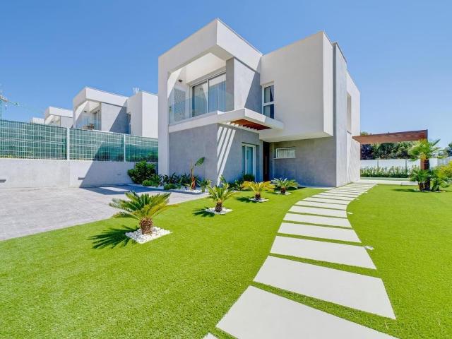 Villa for rent in Finestrat, Alicante