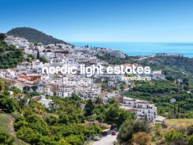 Villa for rent in Frigiliana, Málaga