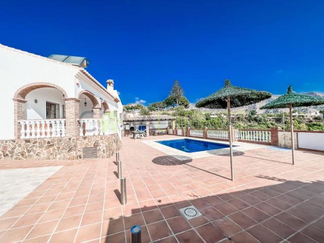 Villa for rent in Frigiliana, Málaga