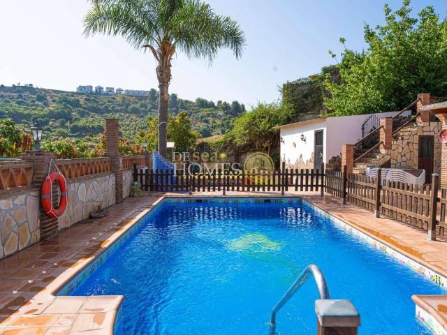 Villa for rent in Frigiliana, Málaga