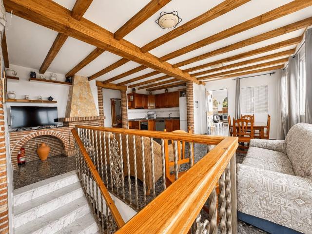 Villa for rent in Frigiliana, Málaga
