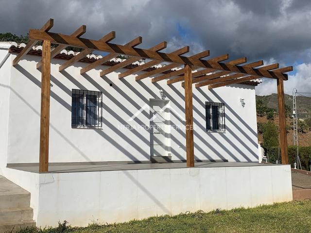 Villa for rent in Frigiliana, Málaga