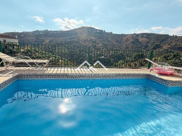 Villa for rent in Frigiliana, Málaga