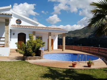 Villa for rent in Frigiliana, Málaga