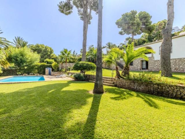 Villa for rent in Javea