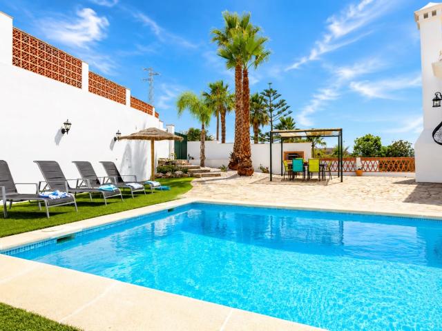 Villa for rent in La Herradura, Almuñécar, Granada