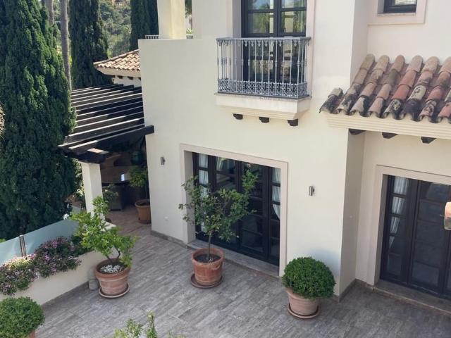 Villa for rent in La Quinta, Benahavís, Málaga