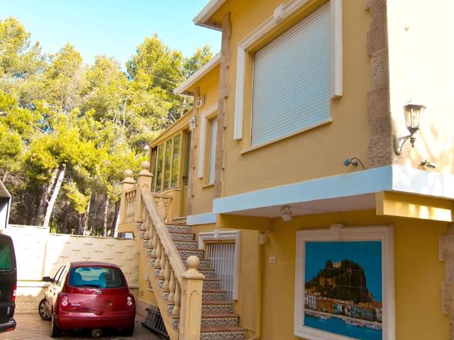 Villa for rent in Las Rotas / Les Rotes, Dénia, Alicante
