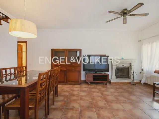Villa for rent in L'Eliana, Valencia