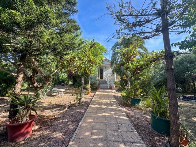 Villa for rent in Los Balcones Los Altos, Torrevieja, Alicante