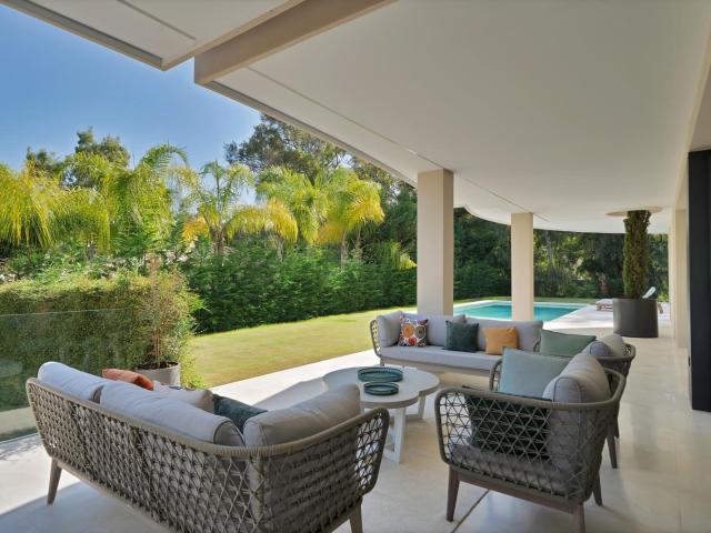 Villa for rent in Los Naranjos, Marbella, Málaga
