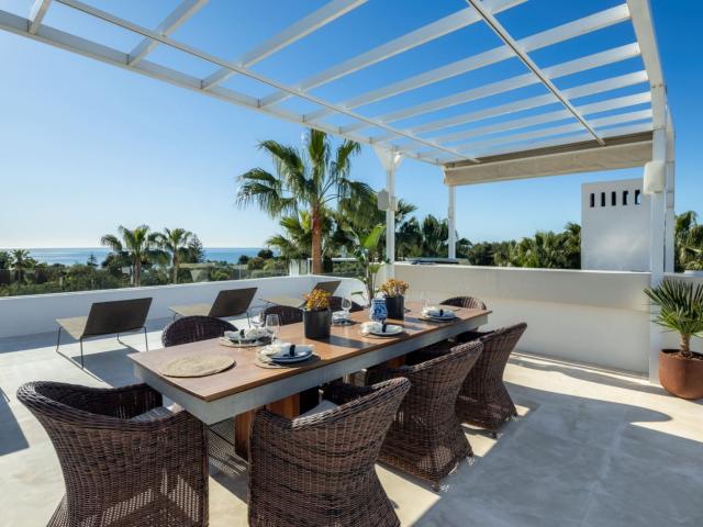Villa for rent in Marbella, Málaga