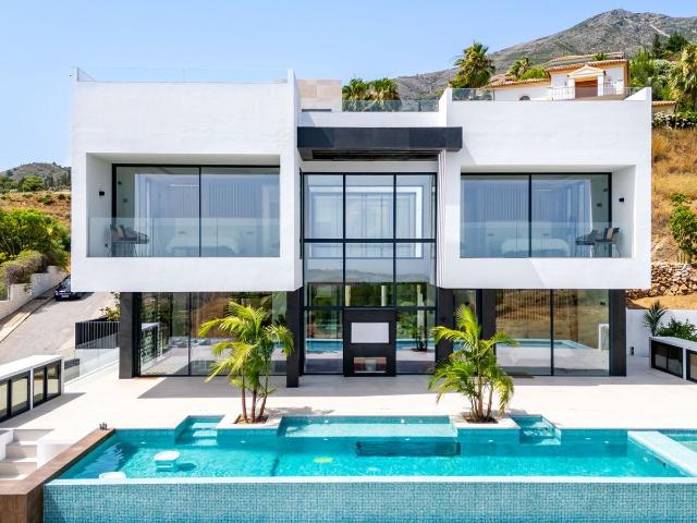 Villa For Rent in Mijas, Mijas