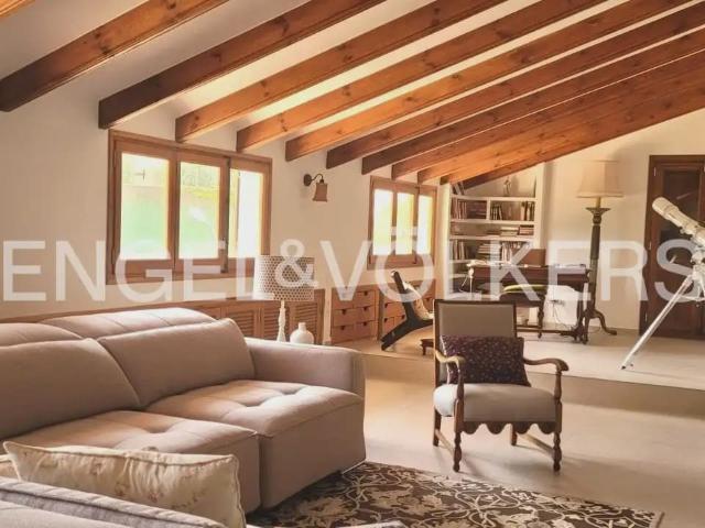 Villa for rent in Náquera, Valencia