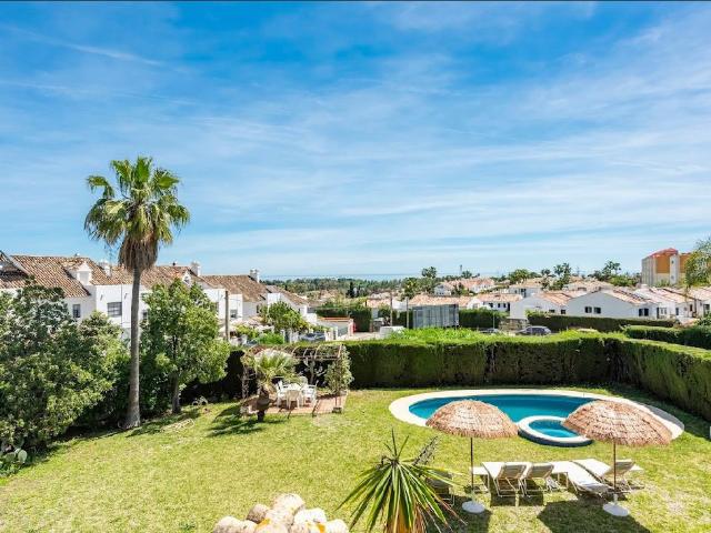 Villa For Rent in New Golden Mile, Estepona