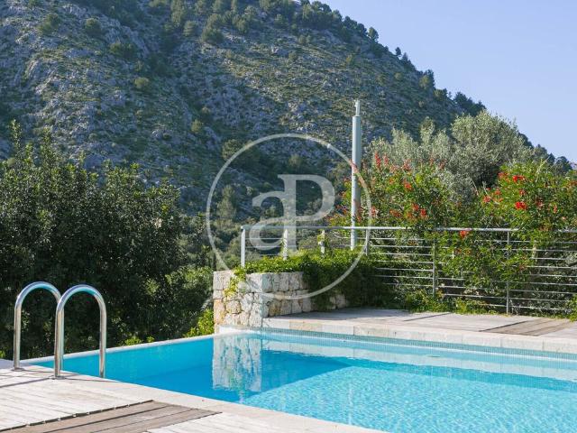 Villa for rent in Pollensa