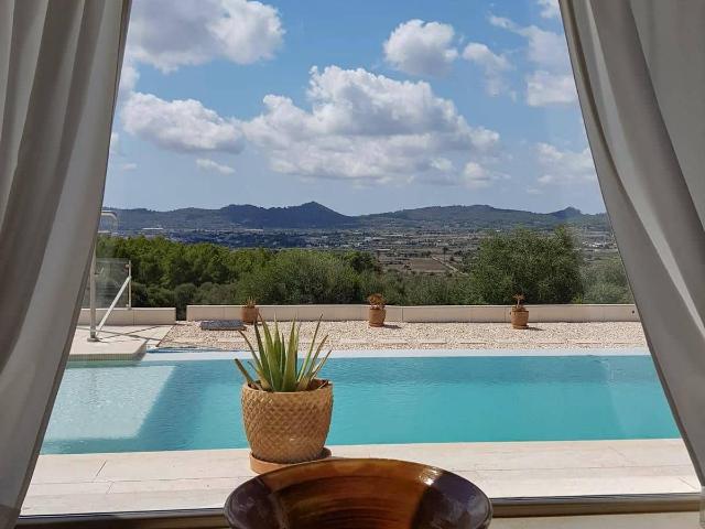 Villa for rent in Porreres, Mallorca